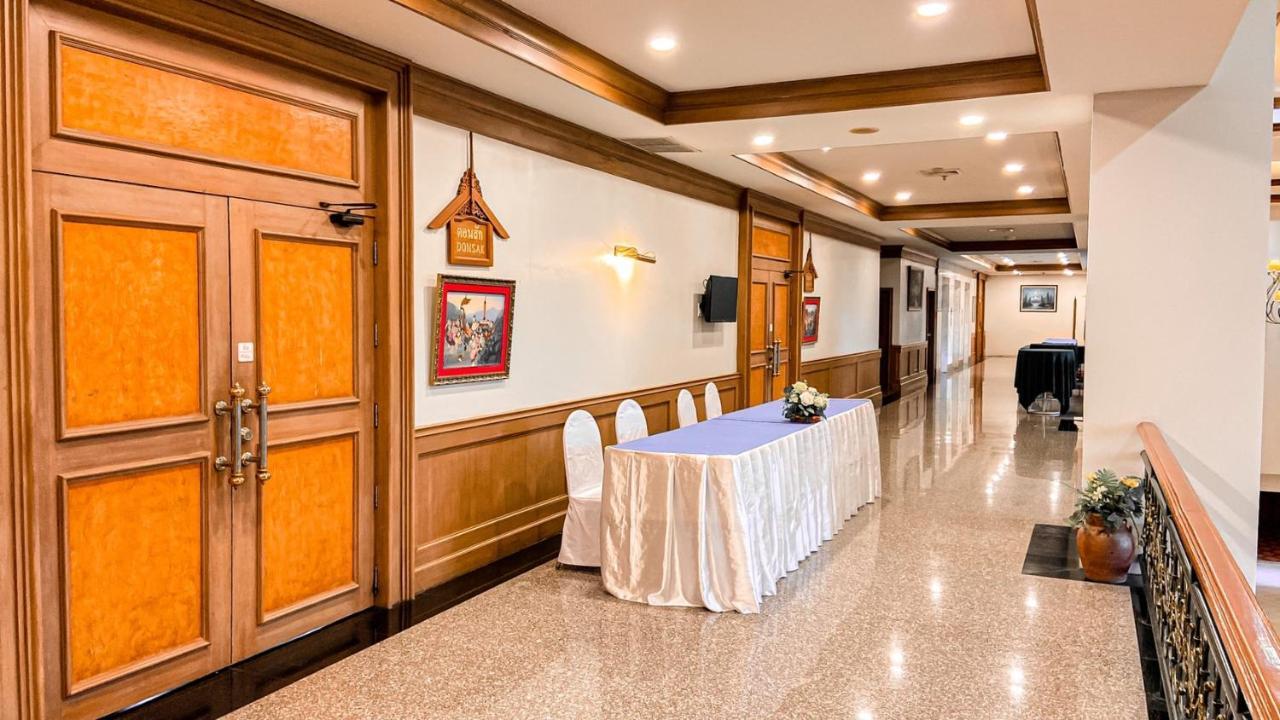 K Park Grand Hotel Surat Thani Exterior foto
