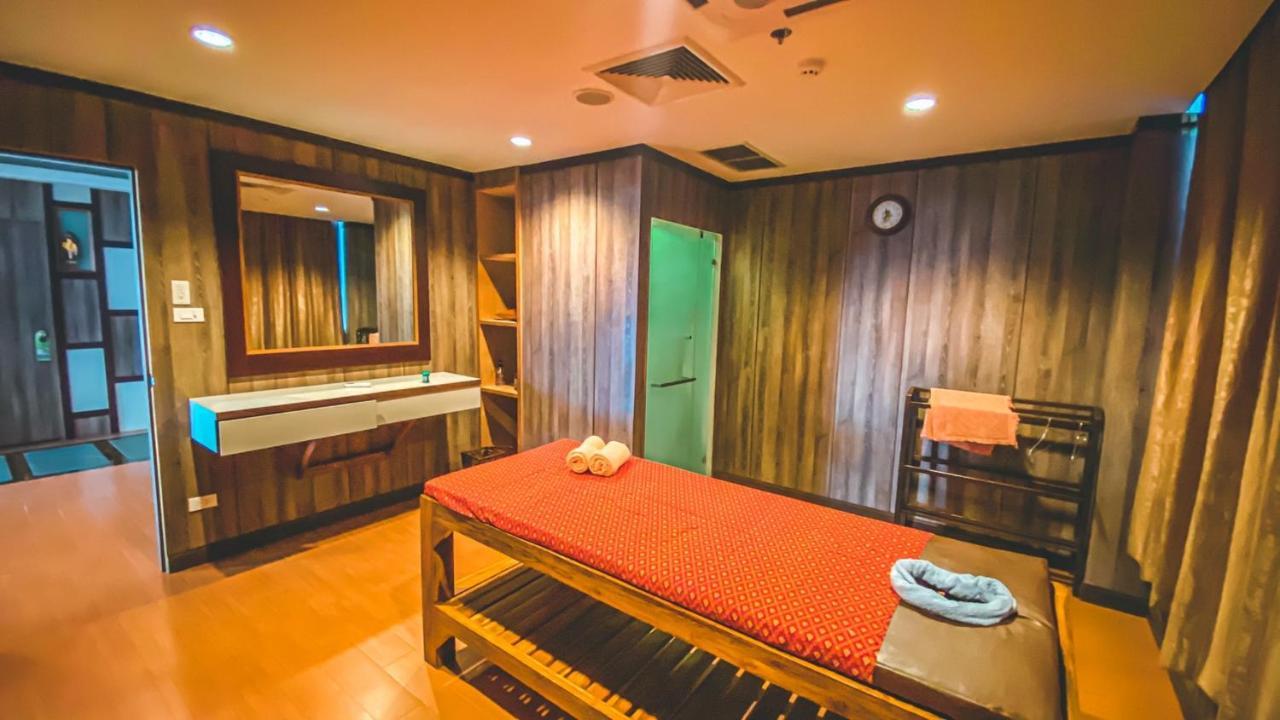 K Park Grand Hotel Surat Thani Exterior foto